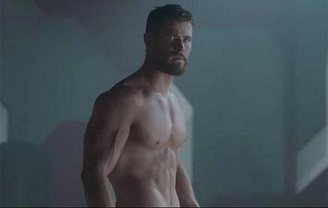 Thor shirtless